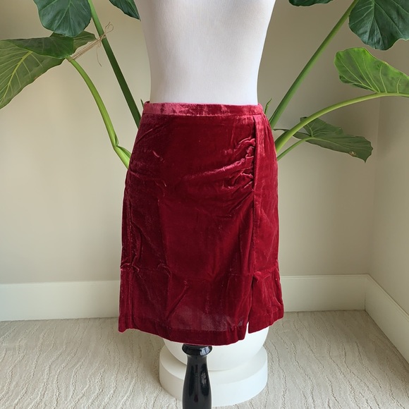 Anthropologie holiday velvet skirt XS•S - Picture 4 of 9